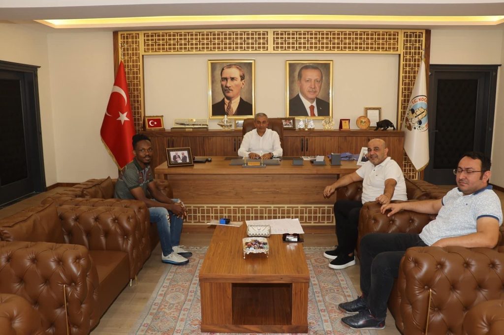 Başkan Kaplan Kapalı Pazar Yeri İçin Harekete Geçti