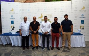 Kuşadası’nda Altın Güvercin Heyecanı