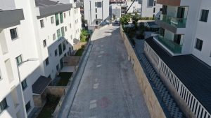 Kuşadası Belediyesi Yol Yapım Çalışmalarında Durdurak Bilmiyor