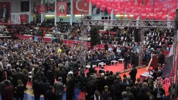 CHP’de Genel Başkanlık Seçimi İkinci Tur’a Kaldı