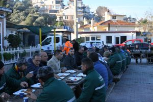 Başkan Ömer Günel, Güne Emekçi Personeliyle Başladı