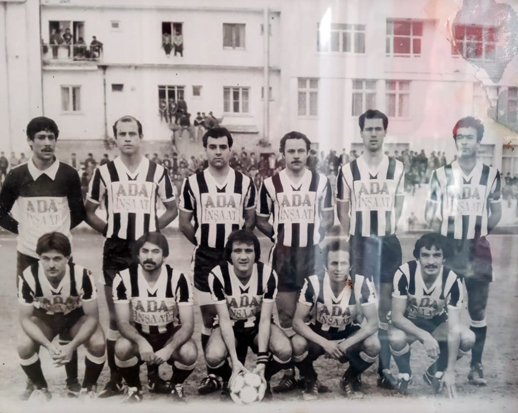 Kuşadasıspor’un Eski Toprakları Yeniden Çim Sahada