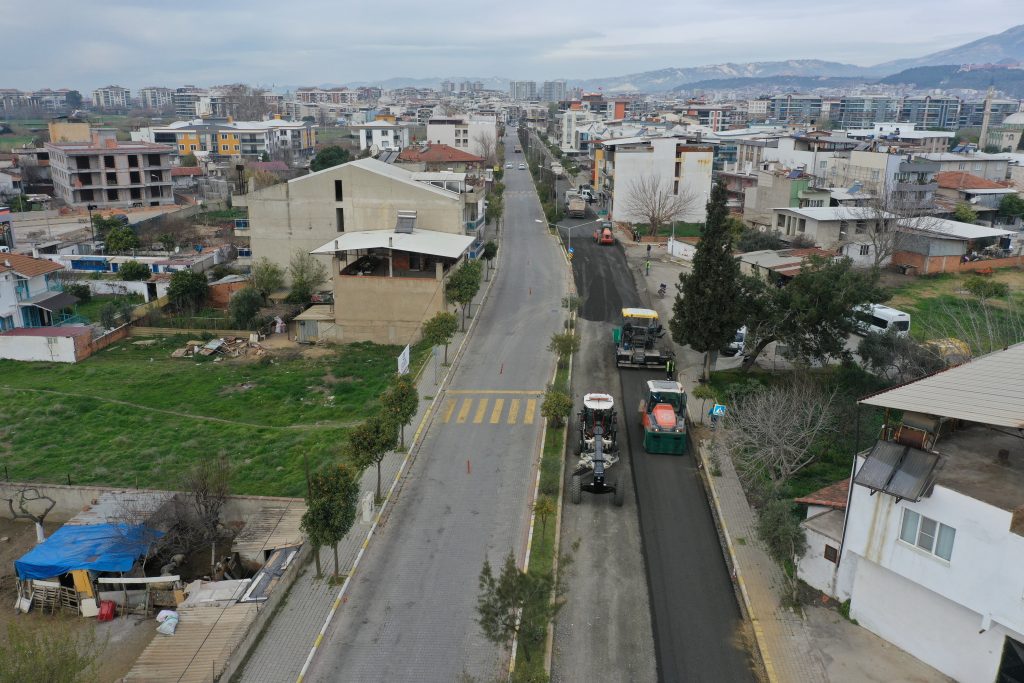 Büyükşehir Belediyesi’nden Aydınlılara Hizmet Yağmuru