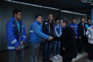 Yetişkin Güne Erken Başladı