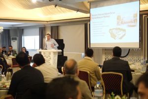 Pehlivan, Sokak Hayvanları İçin En Modern Bakımevi Sözü Verdi