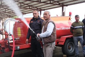 Aydın Büyükşehir Belediyesi’nin Yangın Söndürme Tankeri Dağıtımı Sürüyor