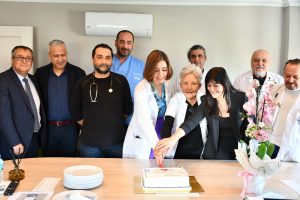 Kuşadası Belediyesi’nden Sağlık Çalışanlarına Tıp Bayramı Ziyareti