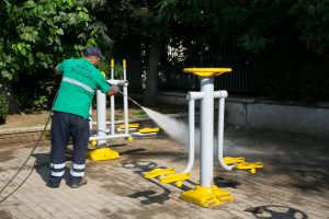 Efeler Belediyesi Parkların Bakımı İçin Harekete Geçti