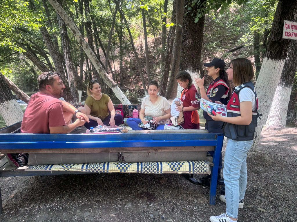 Jandarma Kades Uygulamasını Mesire Yerlerinde Tanıttı