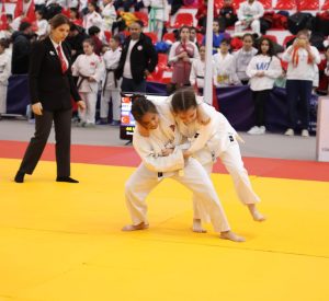 BAŞKAN ÇERÇİOĞLU’NUN SPORA VE SPORCULARA VERDİĞİ DESTEK İLE KAZANAN AYDIN OLUYOR