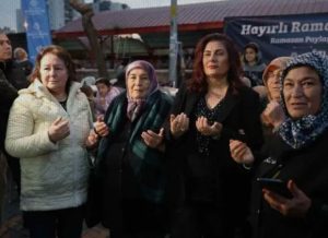 “Halka Hizmet Kapalı Kapılar Ardında Değil, Halkın İçinde Yapılır”