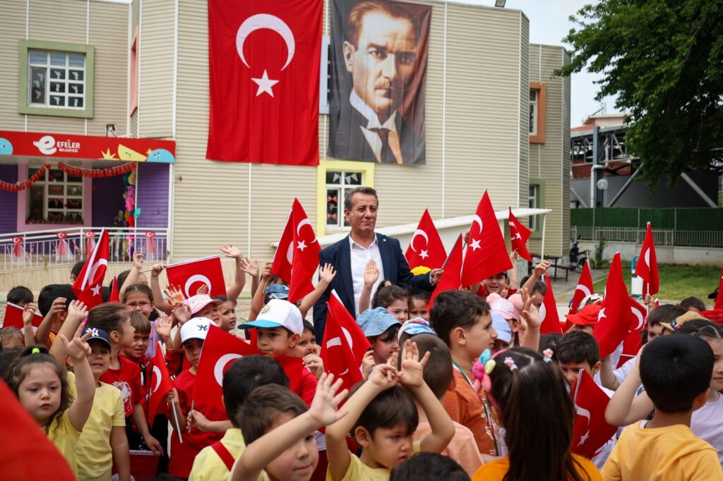 BAŞKAN YETİŞKİN’DEN 23 NİSAN ULUSAL EGEMENLİK VE ÇOCUK BAYRAMI MESAJI
