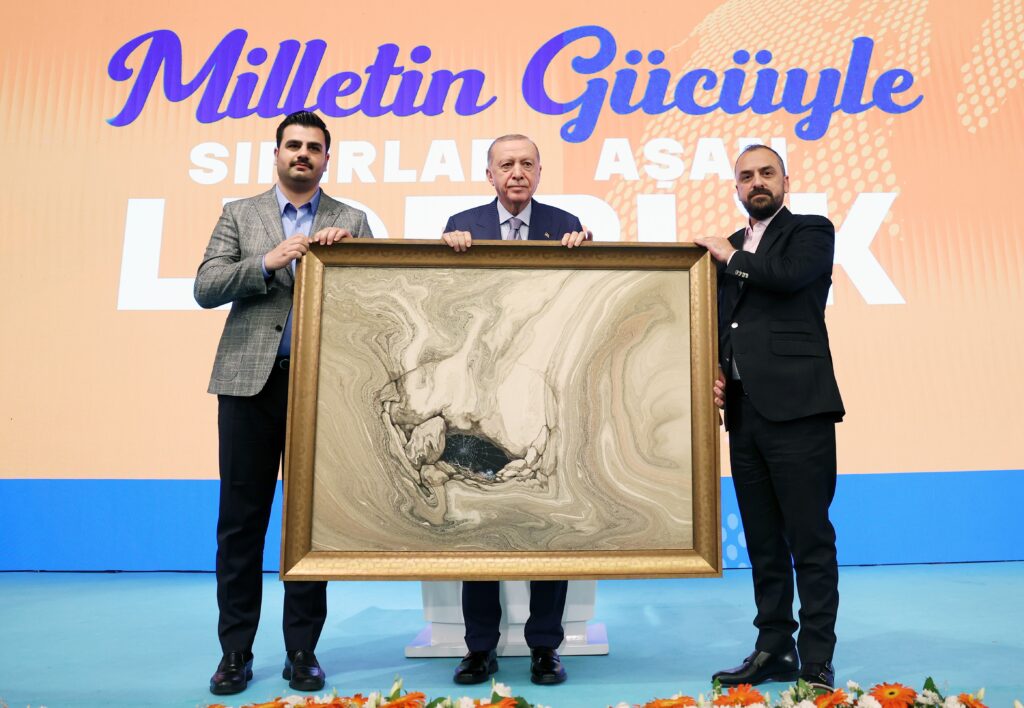 Cumhurbaşkanı Erdoğan: “Ülkemizin önünde yeni bir dönemin kapıları aralanıyor”