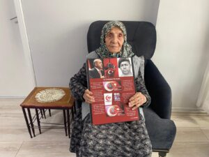 15 Temmuz’da 2 oğlu ve damadını şehit veren 99 yaşındaki Muzaffer Gülşen’in gözyaşları dinmiyor