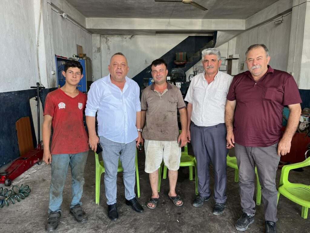 Başkan Özel, esnaflarla bir araya geldi