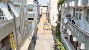 Kurtuluş’ta yol çalışmaları başladı