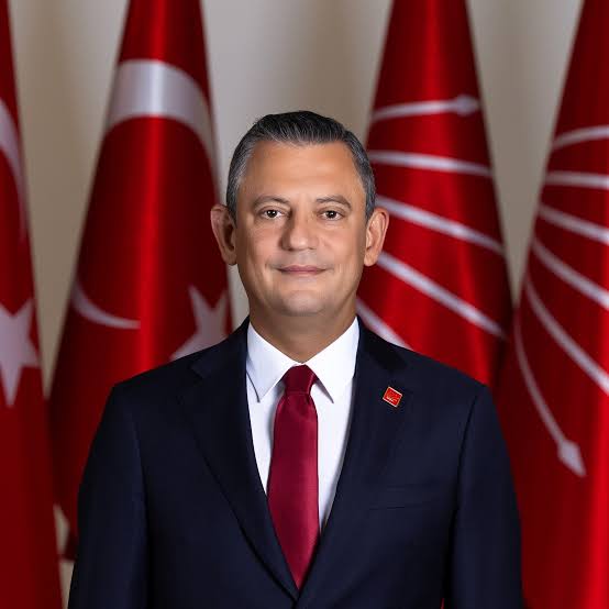 CHP Genel Başkanı Özel: “Bana bu milleti sokağa davet ettirme”