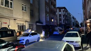 Sultangazi’de silahlı saldırıya uğrayan pazar esnafı ağır yaralandı