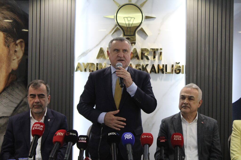 Bakan Bak: “Aydın, yapılan tesislerle beraber spor kenti olma yolunda hızla ilerliyor”