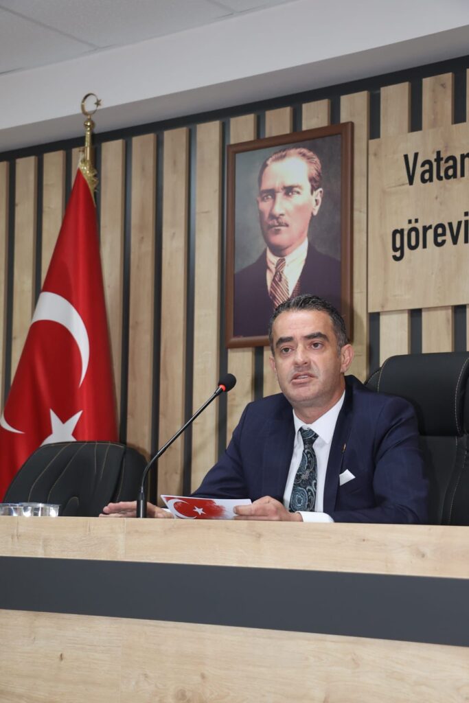 Koçarlı Belediye Başkanı Özgür Arıcı 30 Ağustos Zafer Bayramı dolayısıyla bir mesaj yayımladı.