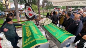 Bıçaklanarak öldürülen yaşlı çift son yolculuklarına uğurlandı