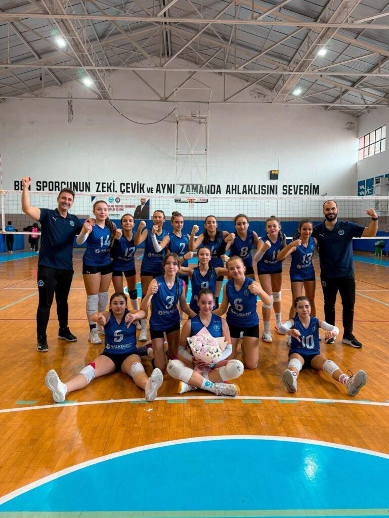 Aydın Büyükşehir Belediyespor Midi Takımı namağlup şampiyon oldu