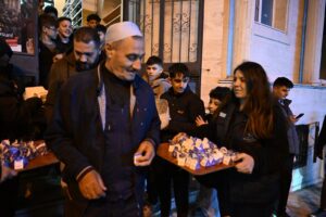 Aydın Büyükşehir’den Kadir Gecesi’nde lokum ikramı