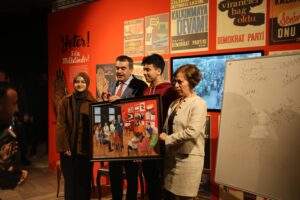 Milli Eğitim Bakanı Tekin’den Aydın’da ‘Demokrasi ve Însan’ dersi