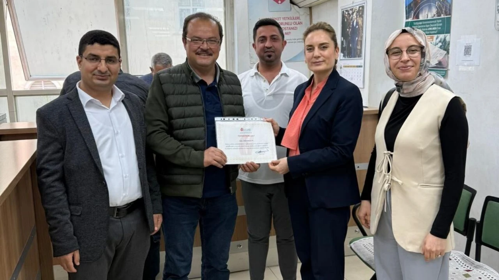Aydınlı eski vekil Öz Şırnak’ta öncü oldu