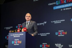 Kültür ve Turizm Bakanı Ersoy: “Festivalimiz 26 şehri kapsayan büyüklüğe ulaşmıştır”