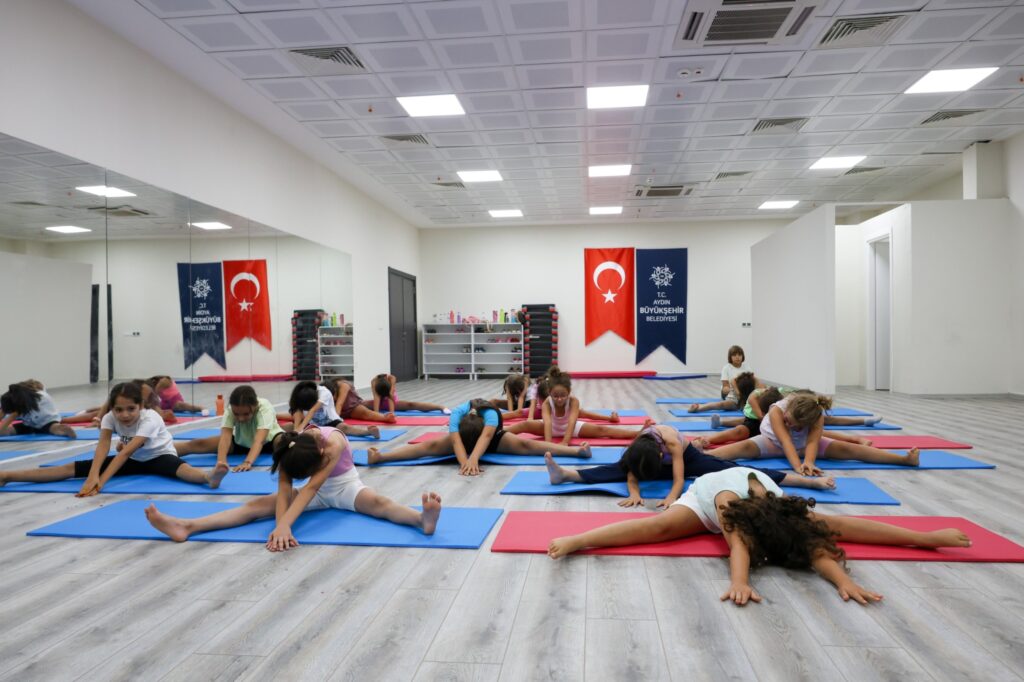 Başkan Çerçioğlu’ndan Çocuklara Ücretsiz Jimnastik Eğitimi