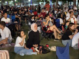 BAŞKAN ÇERÇİOĞLU’NUN AYDIN’A KAZANDIRDIĞI TEKSTİL PARK VE MİMAR SİNAN PARK’TA AÇIK HAVA SİNEMASI