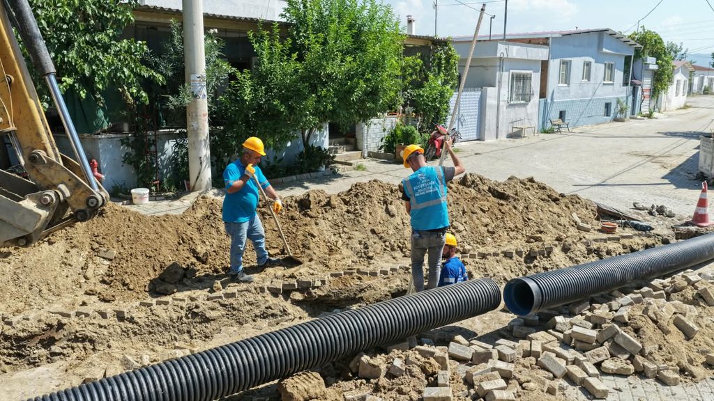 BAŞKAN ÇERÇİOĞLU’NDAN İNCİRLİOVA’DA ALTYAPI YATIRIMI