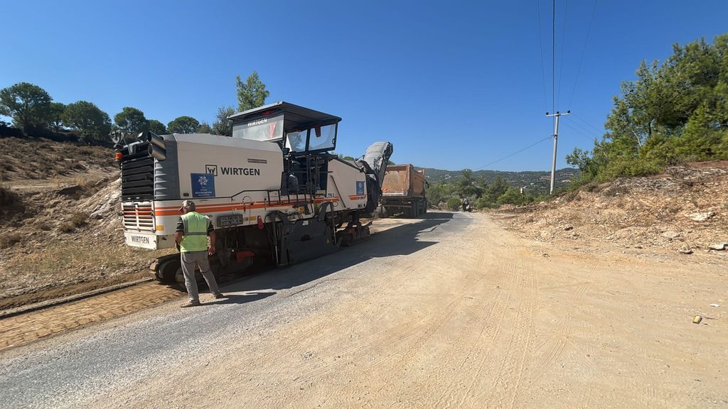 BAŞKAN ÇERÇİOĞLU: 17 İLÇEMİZİN TAMAMINDA ÇALIŞMALARIMIZA DEVAM EDİYORUZ
